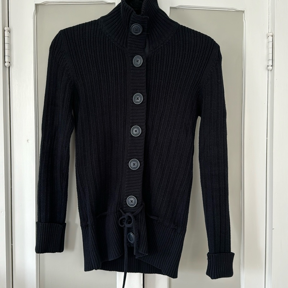 Women’s navy blue H&M cotton cardigan sweater. Size M.
